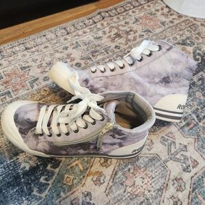Rocket Dog Grey and White Sneakers